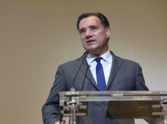 Φοβισμένος ο Άδωνις Γεωργιάδης: «Δεν μπορώ να πάω στα πανεπιστήμια, θα με σκοτώσουν»