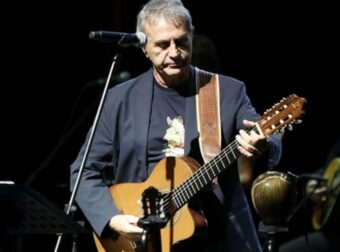 Γιώργος Νταλάρας: Τα μεγάλα φάουλ της καριέρας του