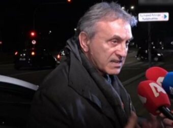 Πρωτοφανές ξέσπασμα από Γιώργο Νταλάρα: «Είναι γελοίο αυτό που κάνετε, αν δείτε τους εαυτούς σας θα ντραπείτε»