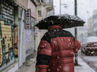 Νέο έκτακτο δελτίο από την ΕΜΥ: Η κακοκαιρία «σφυροκοπά» τη χώρα – Επιμένουν οι θυελλώδεις άνεμοι έως και 9 μποφόρ μέχρι το βράδυ