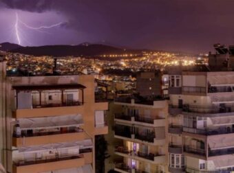 Νέο έκτακτο δελτίο καιρού – Μέχρι πότε θα συνεχιστούν οι ισχυρές βροχές και οι θυελλώδεις άνεμοι