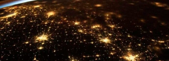 Έλαμψε όλη η Γη: Εντυπωσιακές εικόνες της NASA από τον ερχομό του 2024