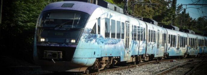 Η ντροπή συνεχίζεται: Κόλλησαν τα φρένα του τρένου από Θεσσαλονίκη προς Λάρισα – Αρχισαν να βγαίνουν καπνοί και ακινητοποιήθηκε (video)