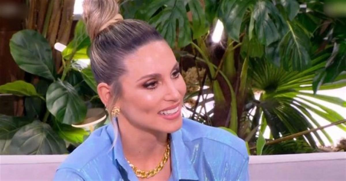 Αθηνά Οικονομάκου – Η τελευταία μεγάλη συνέντευξη πριν το διαζύγιο: «Δεν είναι σωστό να στηρίζομαι μόνο στον άντρα μου!»