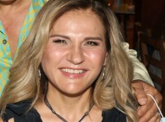 Μπέσσυ Μάλφα: «Ανεπίτρεπτο και αηδιαστικό να παίρνεις το μέρος του θύτη μόνο και μόνο για να έχεις δουλίτσα»