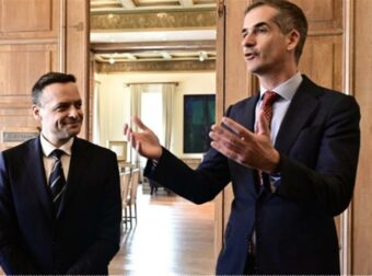 «Σφάχτηκαν» Μπακογιάννης-Δούκας: «Είσαι αλαζόνας – Μήπως μιλάς και με τον Θεό;»