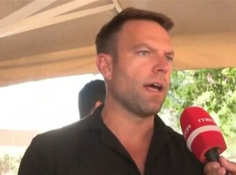 Στέφανος Κασσελάκης: Οι δηλώσεις λίγο πριν ξεκινήσει το γλέντι του γάμου του – «Θα επιθυμούσα από όλα τα μέσα ενημέρωσης να…»