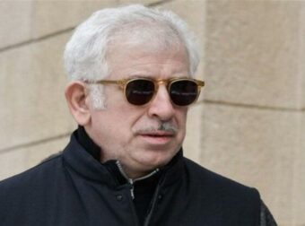 Πέτρος Φιλιππίδης: Το μήνυμα προς το κοινό σε σπάνια εμφάνιση του