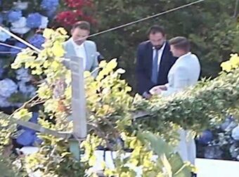 Στέφανος Κασσελάκης – Τάιλερ Μακμπέθ: Το δώρο που αντάλλαξαν στην τελετή
