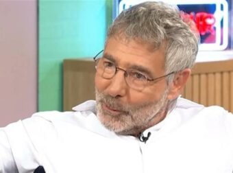 Ο Θοδωρής Αθερίδης μιλάει πρώτη φορά για το εγκεφαλικό που υπέστη: «Ήμουν χαρούμενος που ζω»