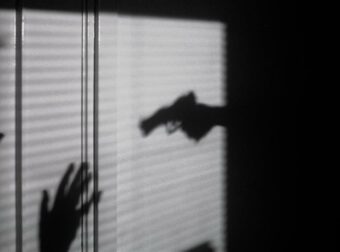 «Μου έσπασε το δόντι και σκίστηκαν τα ούλα μου»: 18χρονος έπεσε θύμα άγριου ξυλοδαρμού απο 20 άτομα!