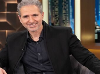 Δημήτρης Κόκοτας: Συγκινεί η αδελφή του – «Τον έχω δει ότι δακρύζει, του έβαλα την “Άπονη καρδιά” του μπαμπά μας»