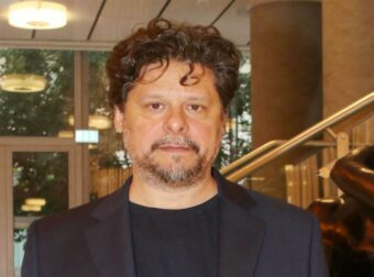 Λευτέρης Χαρίτος: Η δημόσια εμφάνιση με την κατά 14 χρόνια μικρότερη σύντροφο του, Σμαράγδα Αδαμοπούλου