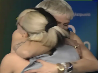 Έφηβη μητέρα από το Big Brother: Συγκινητικό αντίο στην κόρη της στο πλατό.