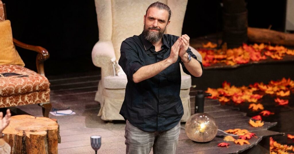 Σωτήρης Τσαφούλιας: Μια σπάνια οικογενειακή στιγμή με την κόρη του και την Άννα Μενενάκου σε δημόσια εμφάνιση!