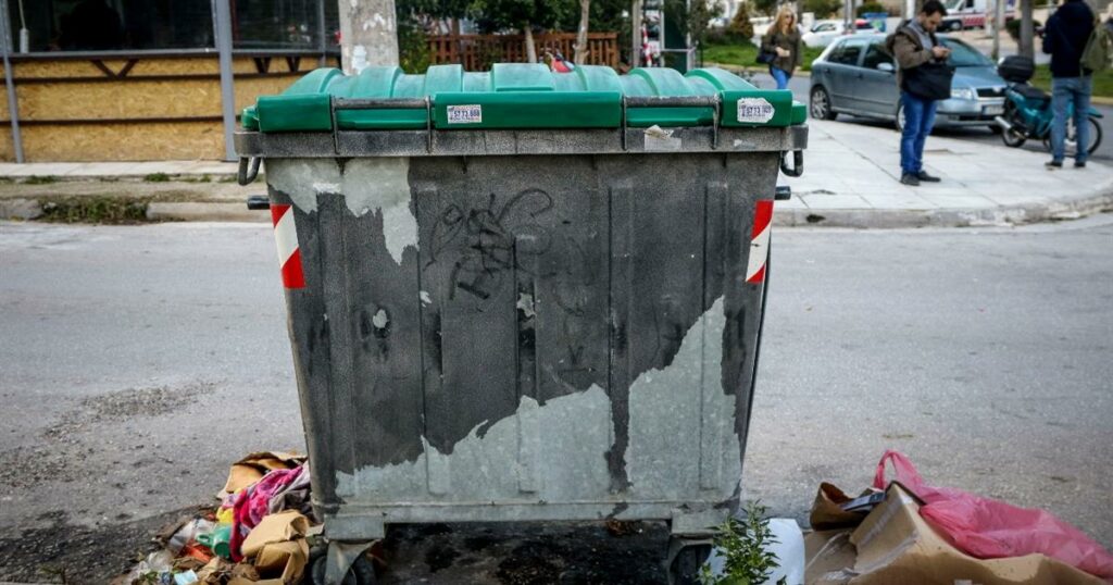 Θεσσαλονίκη: Ανατριχιαστική Ανακάλυψη – Βρέφος Βρέθηκε Νεκρό σε Κάδο Απορριμμάτων