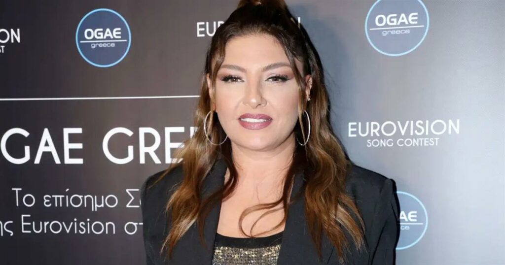 Συναρπαστικές Εξελίξεις για την Έλενα Παπαρίζου!
