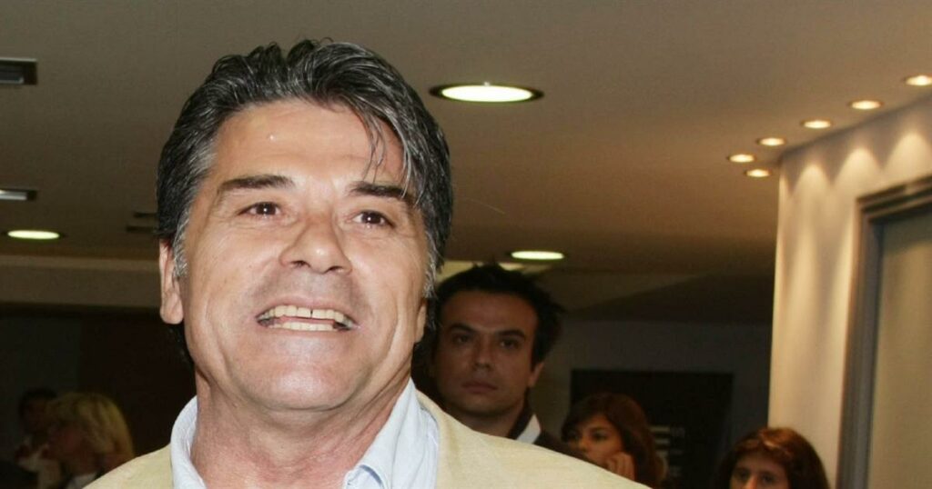 Πάνος Μιχαλόπουλος και Άρης Μουγκοπέτρος: Η Απρόσμενη Συνάντηση στο ΚΑΤ που Ένωσε τις Φωνές τους.