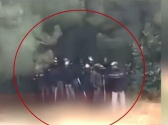Συγκλονιστικές Σκηνές στην Πολυτεχνειούπολη: Βίντεο Σοκ από την Επίθεση των Κουκουλοφόρων – Ο Άντρας πίσω από την Επίθεση στην Υπάλληλο Κυλικείου.