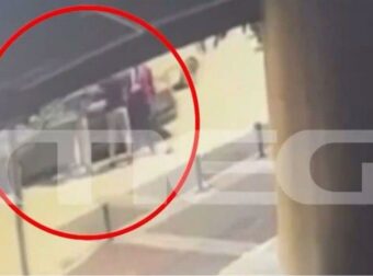 Αποκαλύψεις από τη σύζυγο του γιατρού που δέχτηκε επίθεση στη Θεσσαλονίκη: «Εισέβαλαν στο ΙΧ και το παιδί…».