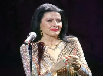 Ζωζώ Σαπουντζάκη: Στιγμές σε αναπηρικό αμαξίδιο – Αποκλειστικές φωτογραφίες!