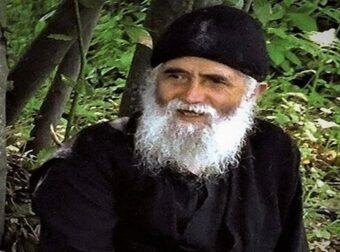 Ανακαλύψτε την Προσευχή του Αγίου Παΐσιου που Φέρνει Αλλαγές στη Ζωή σας!