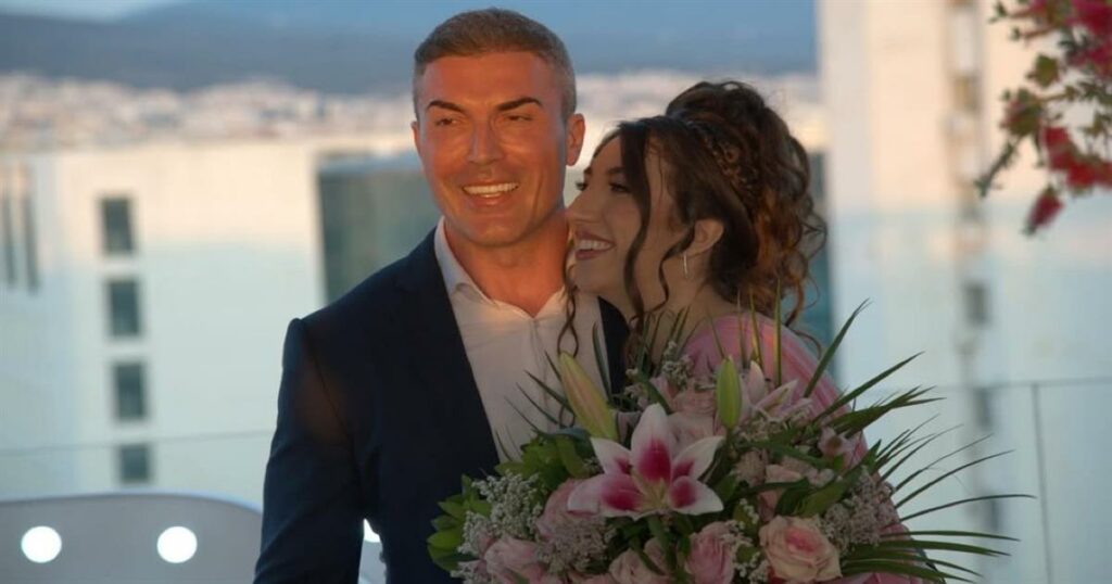 Γλυκερία Τσολπίδου & Αναστάσης Βάσσος: Οι Star του Power of Love Αρραβωνιάστηκαν με Ρομαντική Πρόταση Γάμου στο Παρίσι!