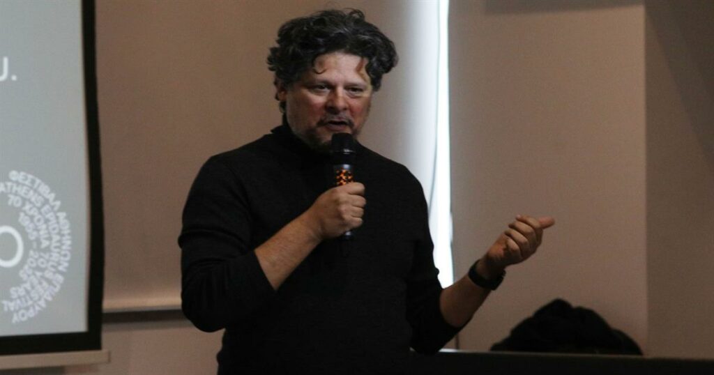 Λευτέρης Χαρίτος: Οικογενειακές Στιγμές στα Γενέθλια του Γιου του με την Πρώην Σύζυγο – Δείτε τις Φωτογραφίες και τη Σχέση τους