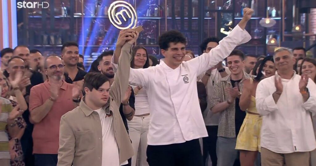 MasterChef 2025: Ο Νίκος Νέστορας κατέκτησε το τρόπαιο με συναρπαστική ανατροπή!