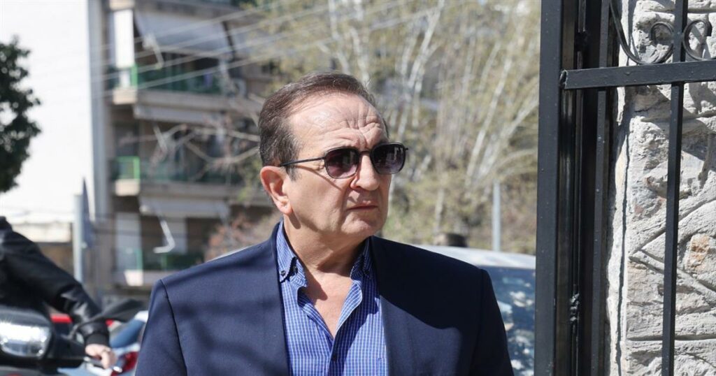 Συγκλονίζει ο Μπιμπίλας: «Ελπίζω να ξαναβρούμε την ειλικρίνεια με τον Φιλιππίδη» – Η συναισθηματική ανάρτηση μετά την απολογία του.