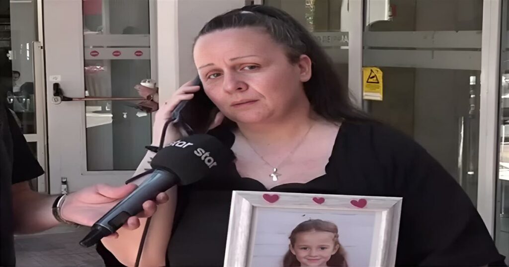 Τραγωδία: Η μητέρα της 7χρονης που σκοτώθηκε από φορτηγό κατηγορεί την “αδελφή” της για την απώλεια.