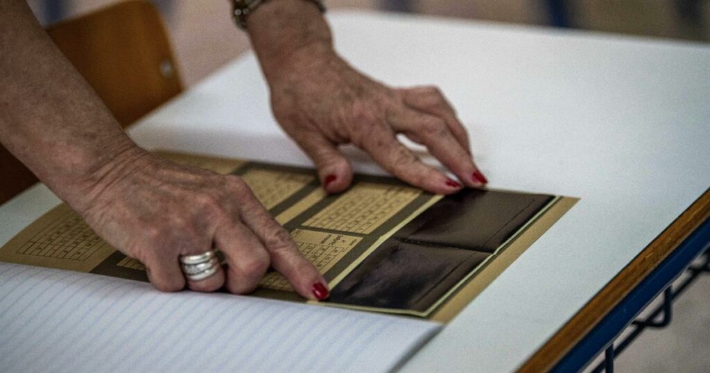 Αθώωση για Διευθύντρια Σχολείου μετά από Μήνυση για Ακουστικό Βαρηκοΐας Μαθήτριας στις Πανελλήνιες!