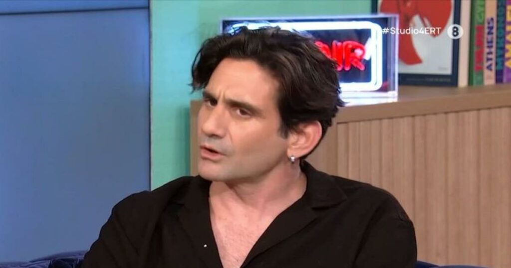 Οδυσσέας Παπασπηλιόπουλος: «Ανακαλύπτοντας τις σκοτεινές πλευρές των γονιών μου μέσα μου»