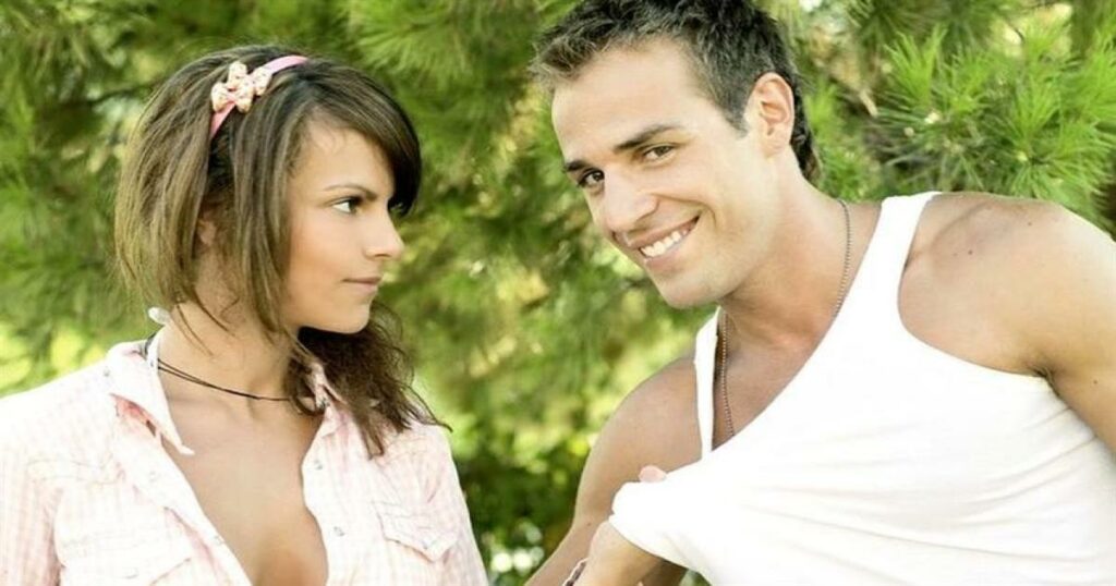 35 χρόνια μετά: Η «Λίζα» από τους «Λατρεμένους μου Γείτονες» εκπλήσσει με τη νέα της εικόνα! Ανακαλύψτε την αλλαγή.