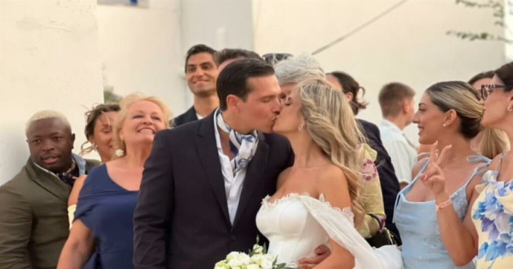 Ο πρώην της Ελευθερίας Ελευθερίου, Δημήτρης Ταταράκης, παντρεύτηκε – Δείτε αποκλειστικές φωτογραφίες!