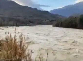 Συγκίνηση προκαλεί το μήνυμα που άφησαν οι δύο φίλοι από την Άρτα.