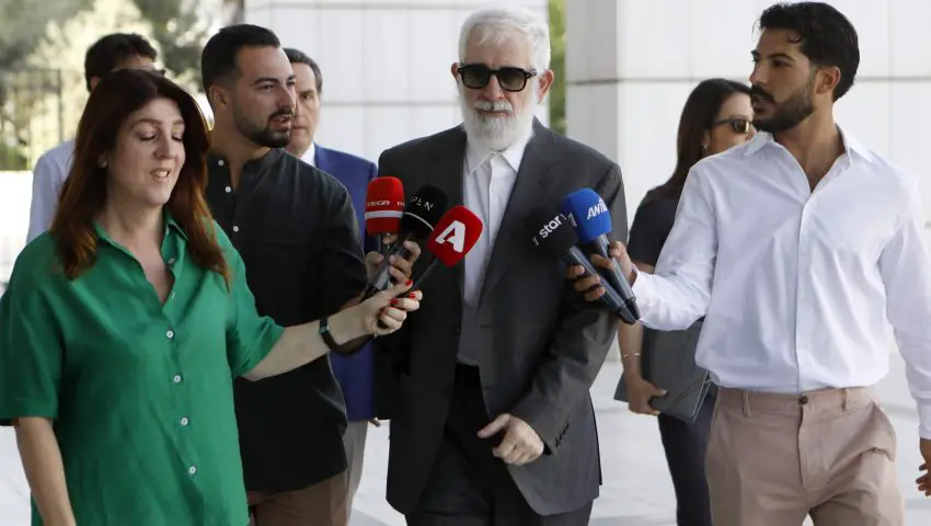Σοκαριστικές αποκαλύψεις: Ο Πασχάλης Τσαρούχας κατηγορείται για κακοποίηση πρώην συντρόφων – Ένταση στη δίκη Φιλιππίδη.