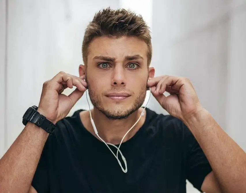 Συνελήφθη ο influencer Αλέξανδρος Κοψιάλης: Οδηγούσε χωρίς δίπλωμα και βρέθηκε αντιμέτωπος με το νόμο!