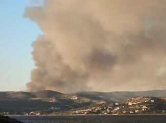 Καταστροφικές φλόγες στα Μεσοχώρια Ευβοίας: Άμεση εκκένωση οικισμών λόγω ανεξέλεγκτης πυρκαγιάς.