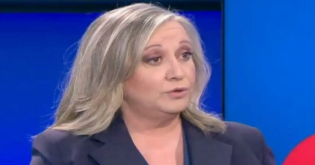 Αποπομπή Ηρώς Καριοφύλλη: Υπουργοί απαιτούν την απόλυσή της!