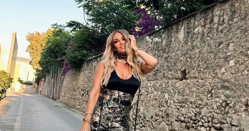 Λαμπερή Έλλη Κοκκίνου: Εντυπωσιακές εικόνες από τα γυρίσματα του “Don’t Forget the Lyrics”!