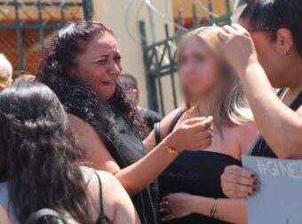 “Αποκαλύψεις Μητέρας Κυριακής Γρίβα: Έλεγχος μέσω GPS, απειλές και τρομακτική παρενόχληση”