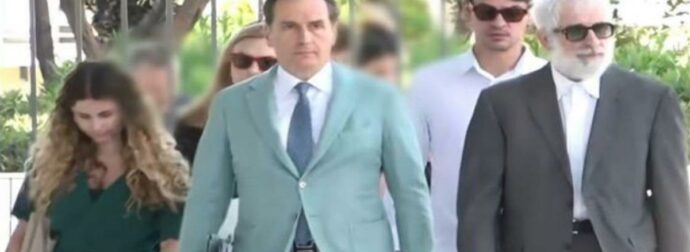 Ο εισαγγελέας στη δίκη Φιλιππίδη: «Γιατί να ακολουθήσουμε τις επιταγές των ΜΜΕ; Δήλωση αθώωσης για τον ηθοποιό».