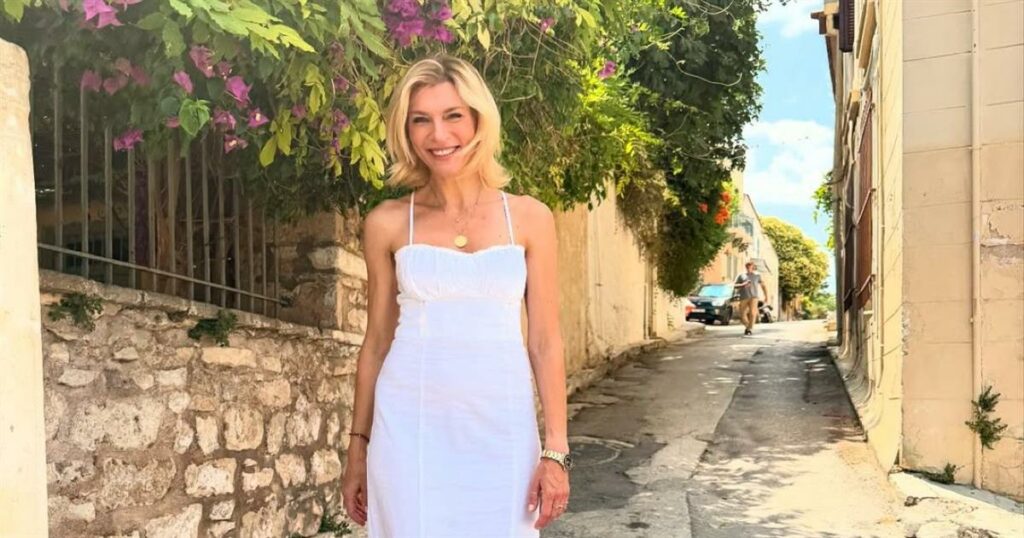Ζέτα Δούκα: “Κατανοώ πλέον πολλά… έχοντας και τη Θάλεια δίπλα μου” – Συγκινητική ανάρτηση για τη μητέρα της.