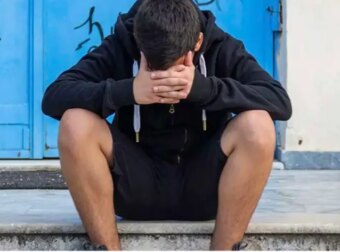 Τραγική Απώλεια στην Κηφισιά: Οι Συγκλονιστικές Τελευταίες Λέξεις του 13χρονου Πριν την Αυτοκτονία του.