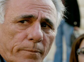 Ιδιωτική Τελετή για τον Σπύρο Καρατζαφέρη: Η Ανακοίνωση της ΕΣΗΕΑ
