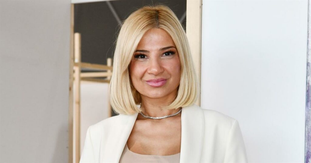 Φαίη Σκορδά: Μυστικός Γάμος και Το Πρόσωπο που Κατέκτησε την Καρδιά της – Ανακαλύψτε το Κρυμμένο Παραμύθι!