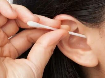 «Τι Αποκαλύπτει το Κερί στα Αυτιά για την Υγεία σας: Ανακαλύψτε τα Μυστικά!»