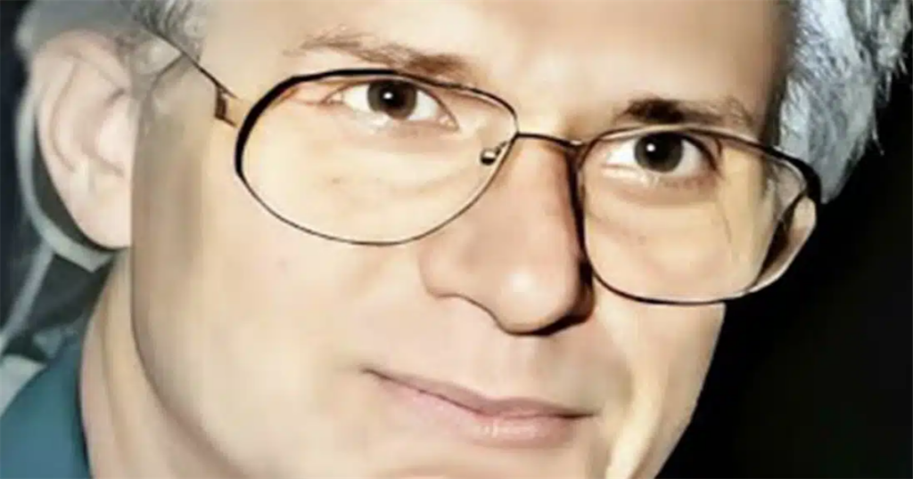 Έφυγε από τη ζωή στο νοσοκομείο ο θρυλικός γόης του ελληνικού κινηματογράφου.