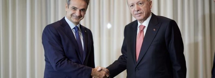 Ανατροπή στα εκλογικά δεδομένα: Πώς επηρεάστηκε η ΝΔ μετά την επίσκεψη Μητσοτάκη στην Τουρκία.